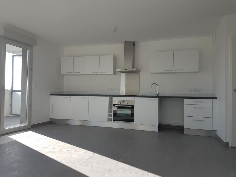 Location Appartement Type 3 avec terrasse dans résidence neuve à BEZANNES avec par... Bezannes