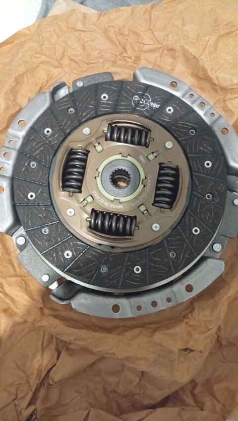 Pi&egrave;ces et &eacute;quipements Voiture Pi&egrave;ces et &eacute;quipements Voiture  occasion Marseille 13015