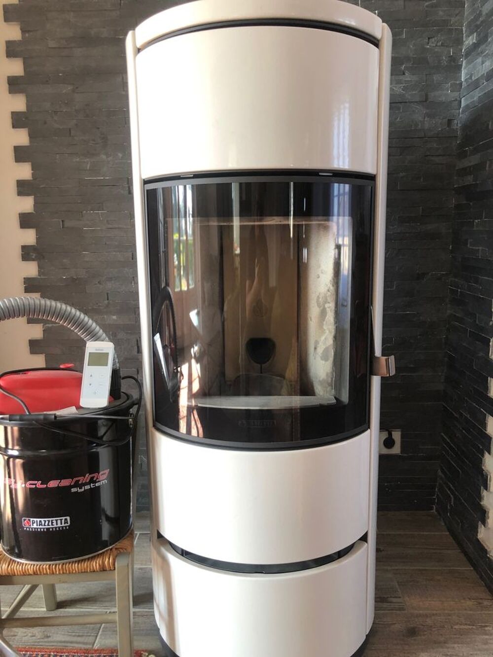 Po&ecirc;le &agrave; granul&eacute;s 12 KW 2 ans Bricolage