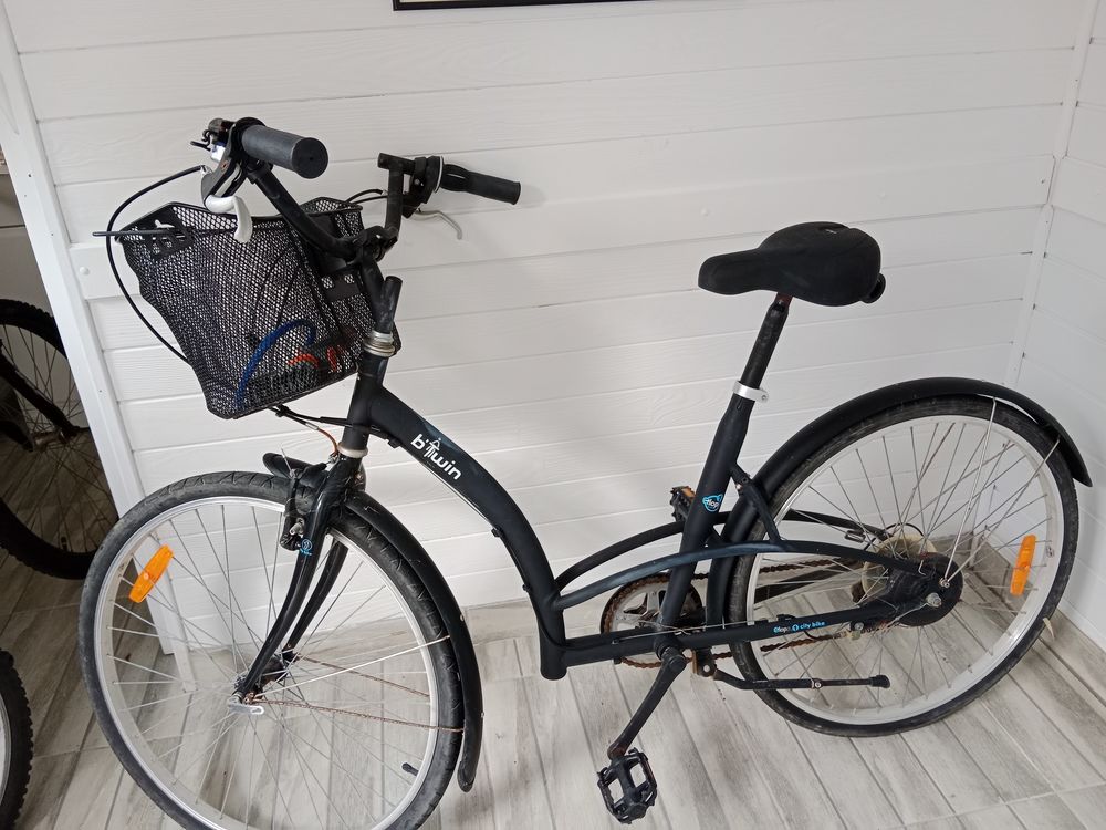 ce v&eacute;lo de ville B'Twin, Vélos