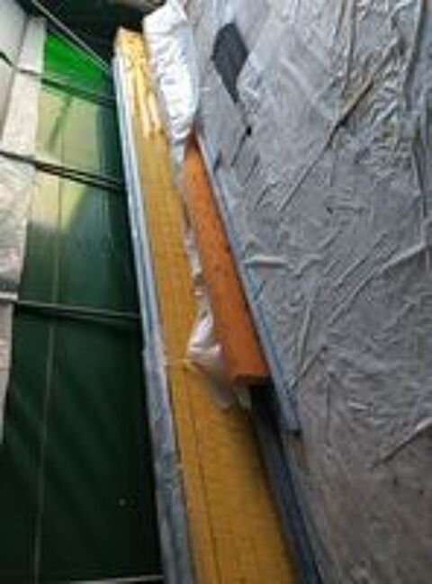   5 POUTRES BOIS CONTRE COLLEES 240 X 100 MM PAR 7,30 M 500 € 