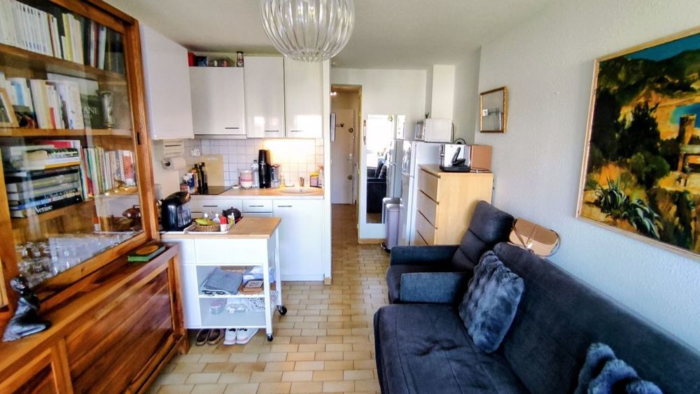 Vente Appartement LE CAP D'AGDE : Mont St Martin: Situé à 1.5km de la plage Richelieu et 200m des commerces, appartement STUDIO double -cabine avec loggia vitrée SUD. Le cap d agde