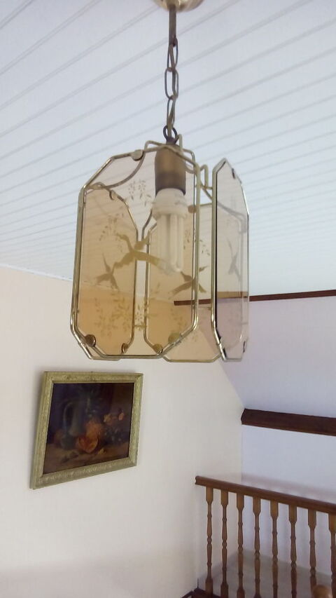 PETITE SUSPENSION EN VERRE ET METAL DORE 5 Guînes (62)