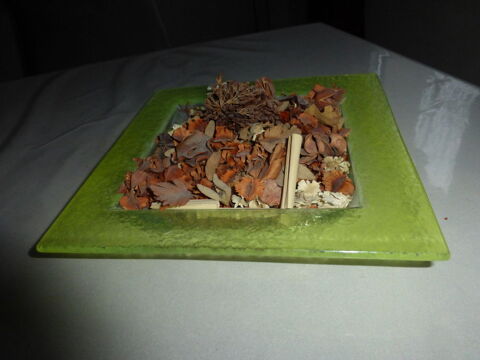 VIDE POCHE / PLAT en verre color�- neuf 9 Doussard (74)