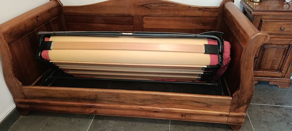 Superbe canap&eacute; Louis Philippe convertible Meubles