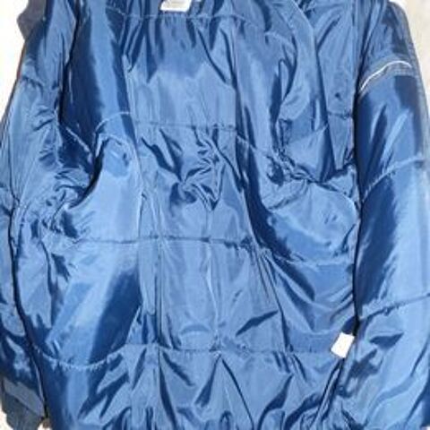 Parka de marque QUECHUA  en tres bon �tat 8 Louvigny (14)