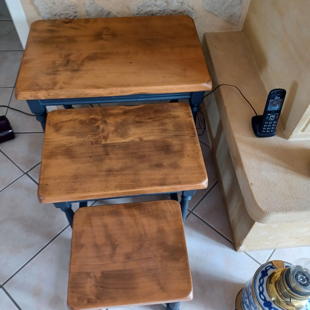 Set de 3 petites table Meubles
