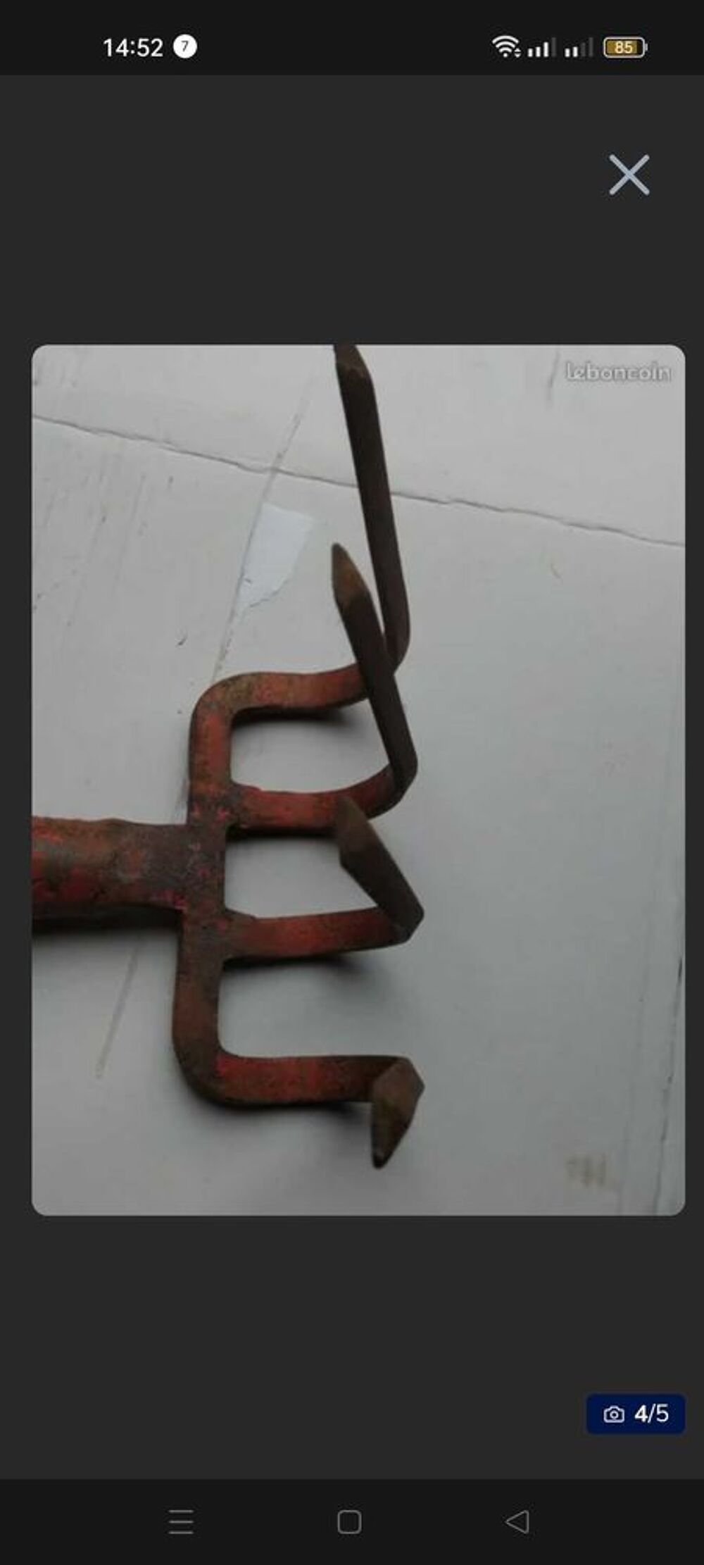croc a b&ecirc;cher 4 dents triangulaire Jardin