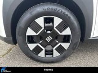 Grande panda Grande Panda T-Gen 3 1.2 Hybrid Turbo 110 ch eDCT6 Pop 2026 occasion 10600 La Chapelle-Saint-Luc