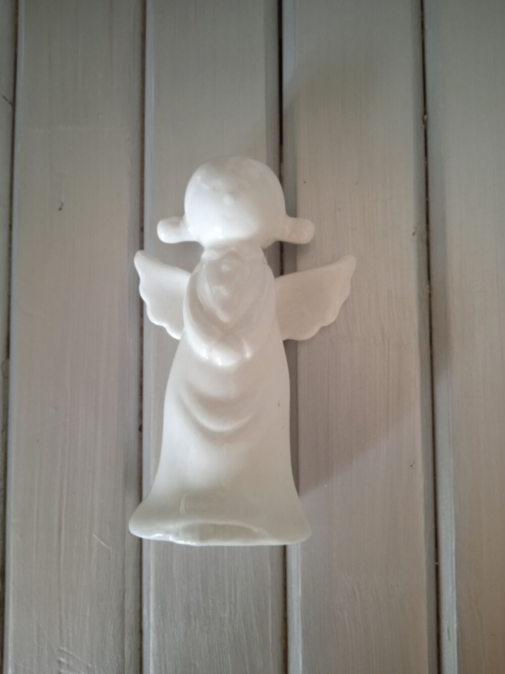 Statue porcelaine ange blanc
En Pri&egrave;re
Excellent &eacute;tat
10 Décoration
