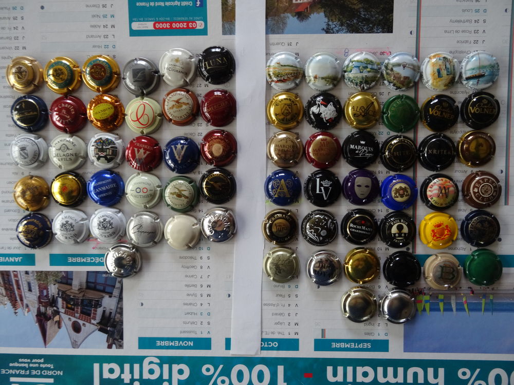 lots de capsules de champagne et mousseux 