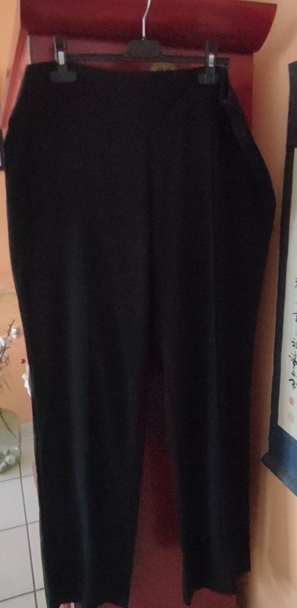 Petit pull rouge fantaisie Vêtements
