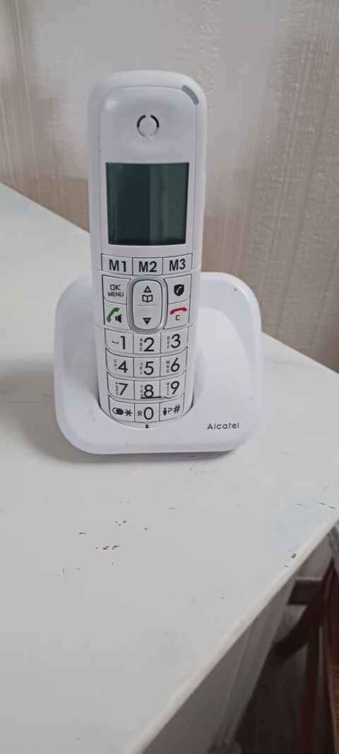 2 tlphones fixes 20 Saint-Pierre-d'Olron (17)