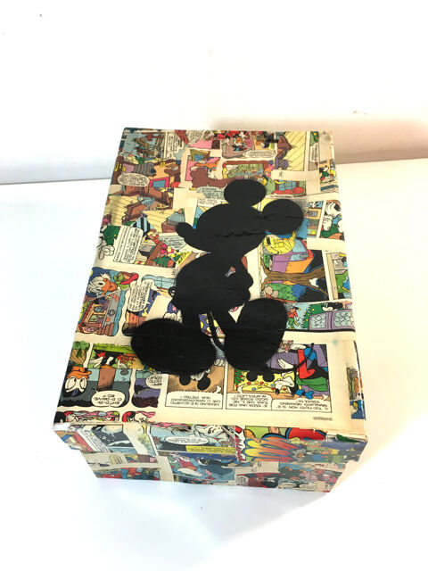 DISNEY Mickey Mouse bote - decoupage 20 Paris 5 (75)
