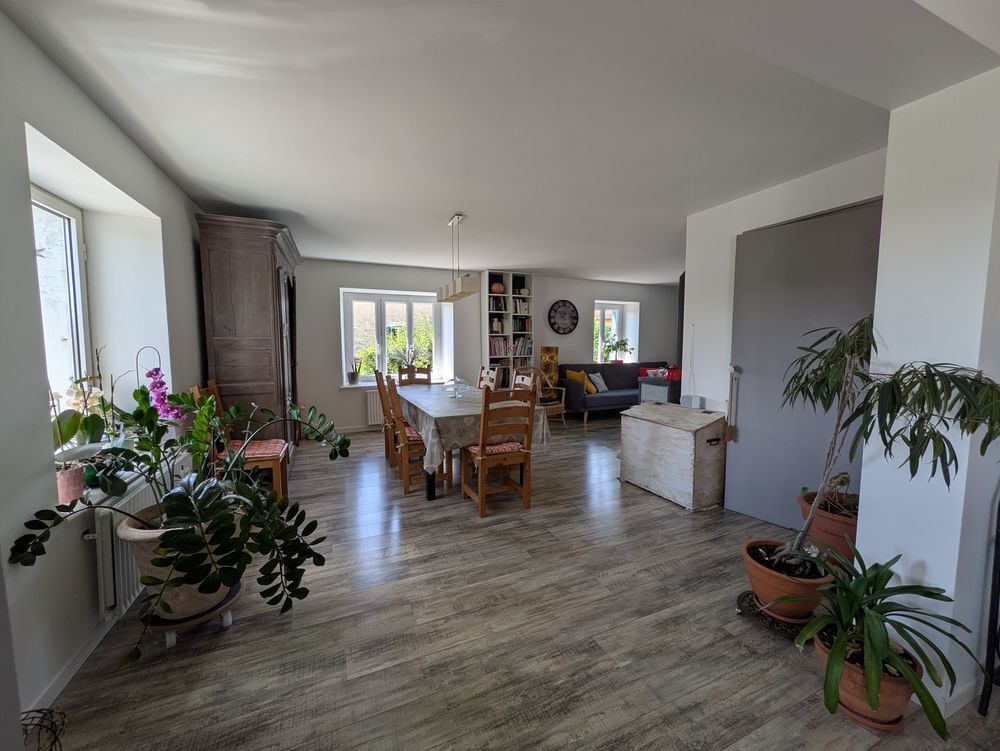 Vente Maison Maison avec 3 appartements . Chaux-des-prés