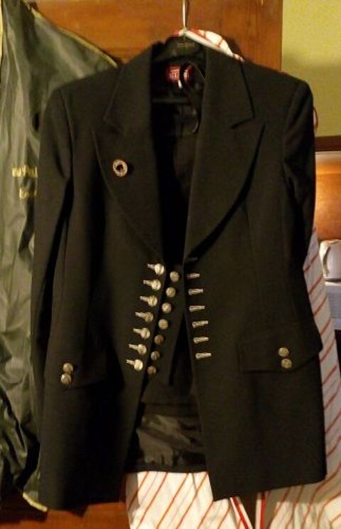 Tailleur jupe femme 35 �chassi�res (03)