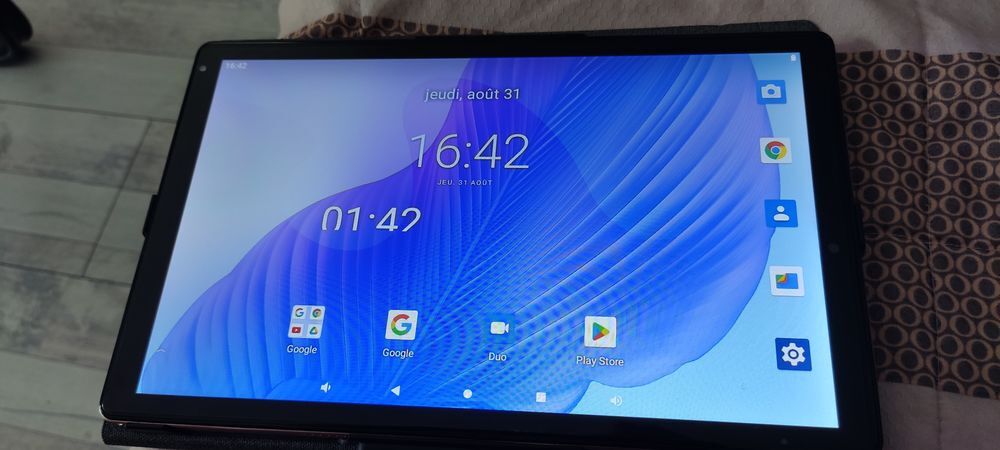 Tablette tactile 10.4 pouces neuve Téléphones et tablettes