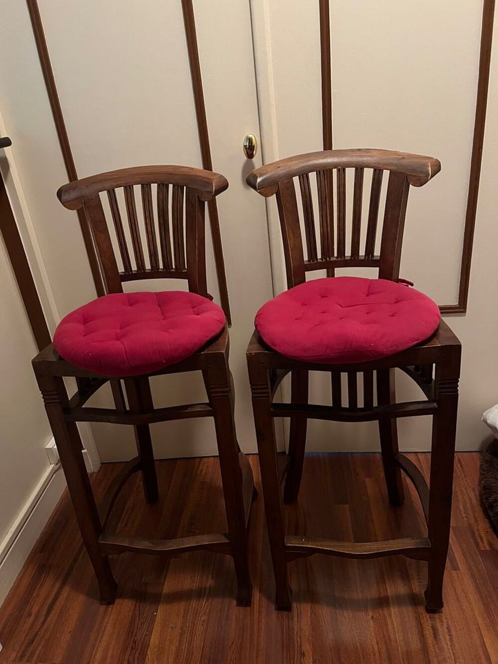 2 tabourets de bar 
Meubles