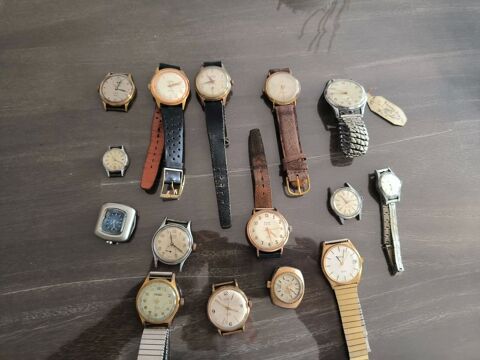 Lot De 15 Montres Vintage A R�vis� Ou R�par�
Paris 4 (75)