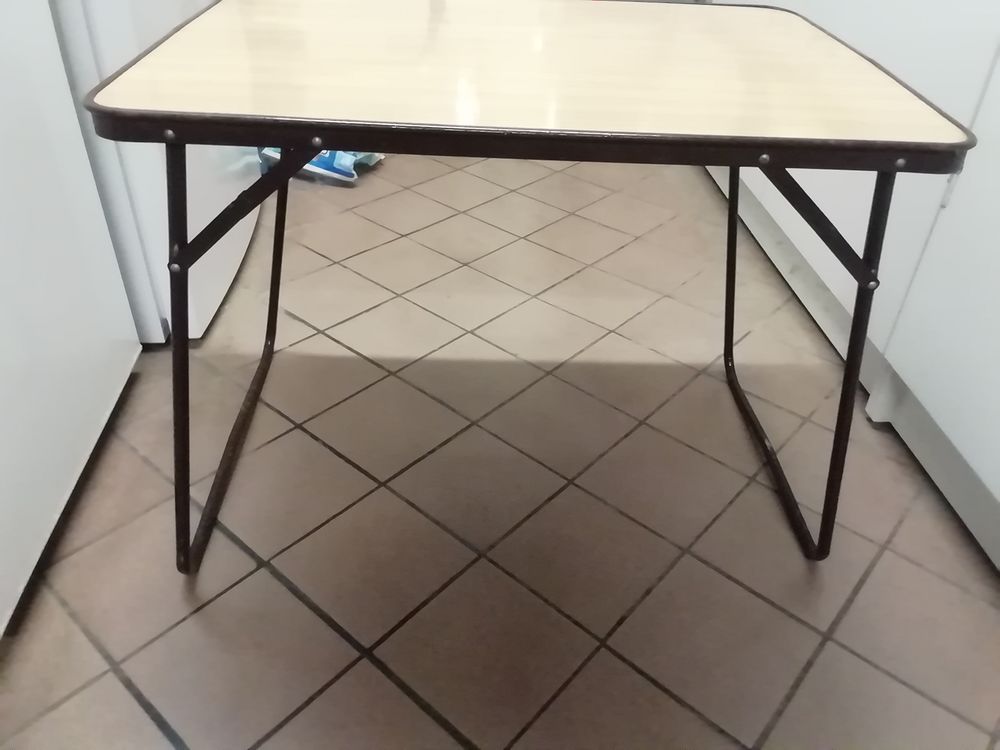 Table pliante multifonctions Bricolage