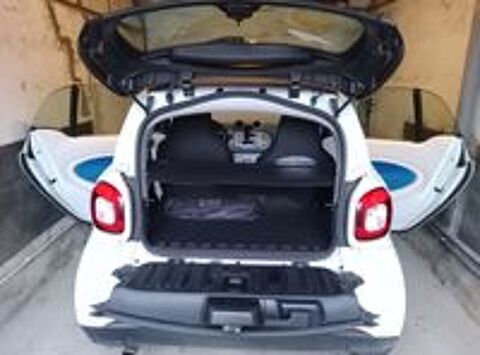 ForTwo Fortwo Coupé 0.9 90 ch S&S Business + 2016 occasion 33230 Saint-Médard-de-Guizières