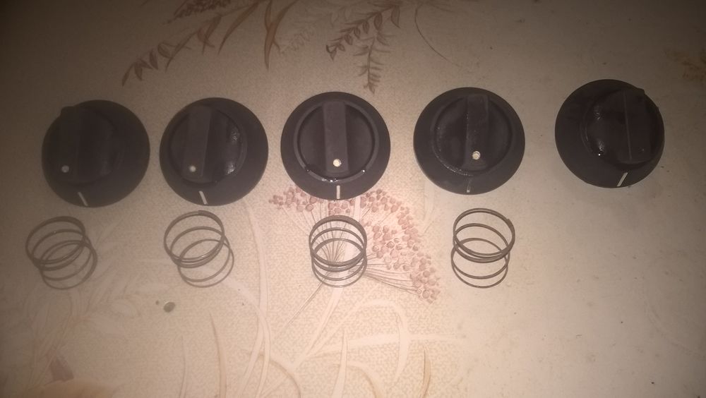 Boutons commande gazini&egrave;re BRANDT. Electroménager