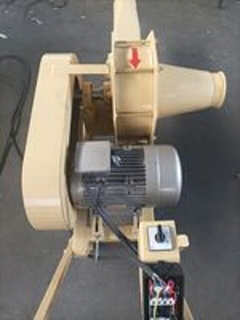   aspirateur souffleur électrique 