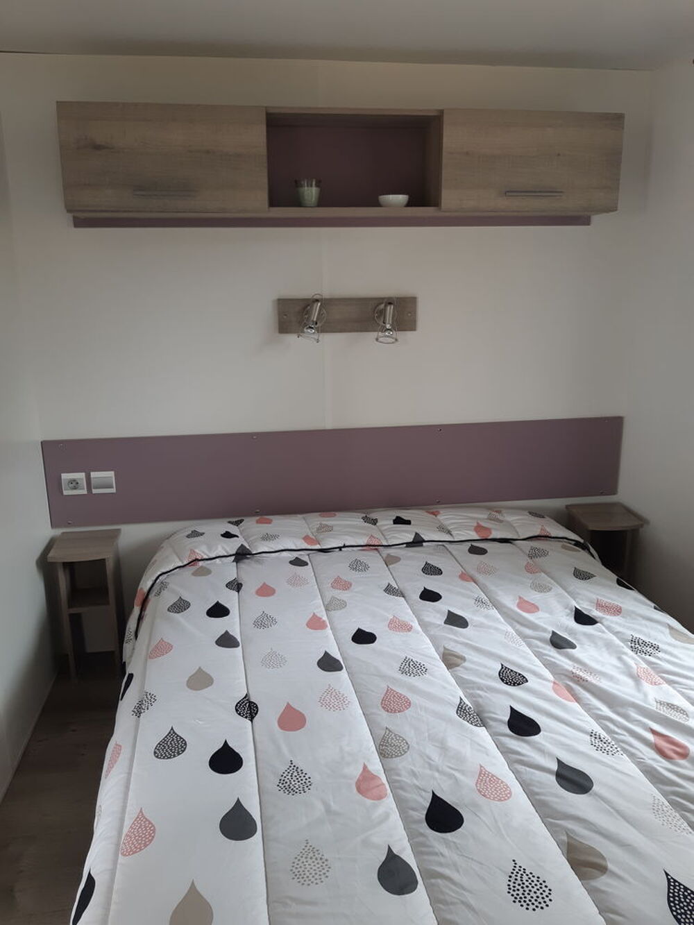 Vente Autre Mobilhome sur camping ombragé, région Jullouville 50. Jullouville