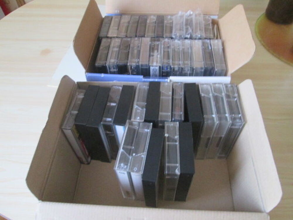 Cassettes audio CD et vinyles
