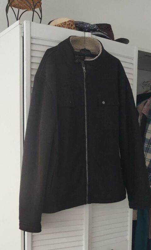 blouson daim noir 4XL Mâcon (71)