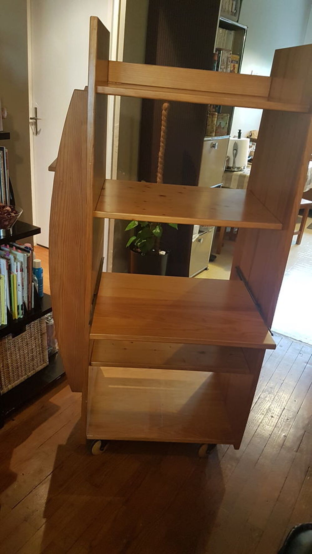 Bureau multim&eacute;dia en bois de pin massif avec tablette Meubles