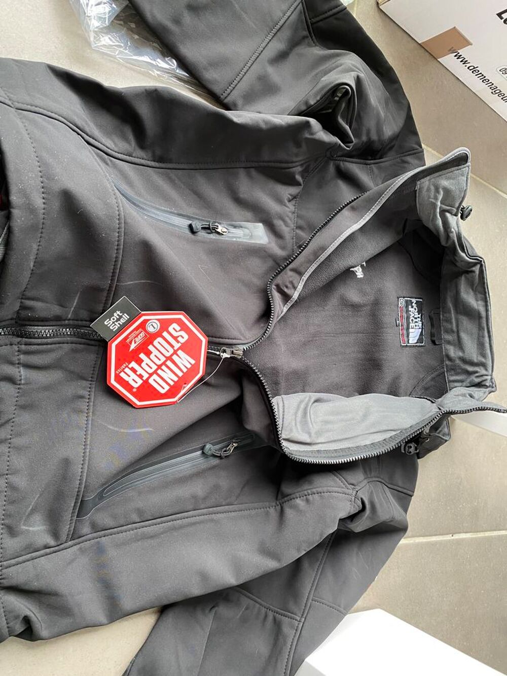 Veste North Face neuve Vtements