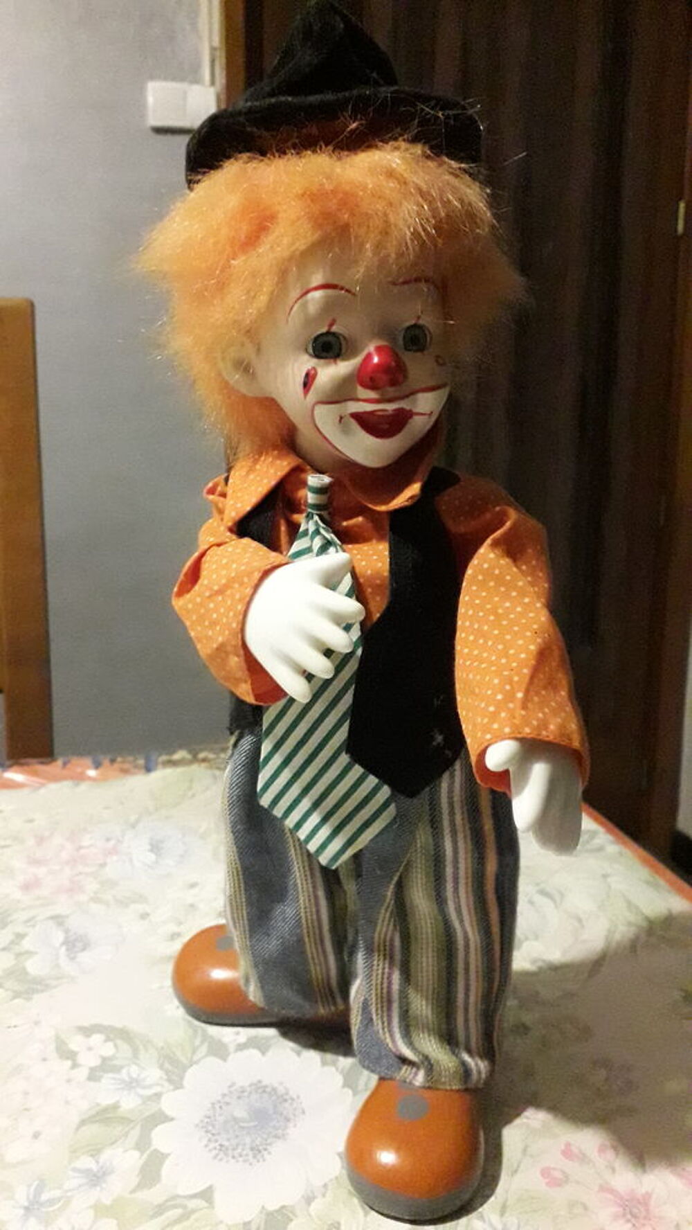 Ancien clown automate 1980. 