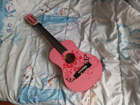 GUITARE POUR ENFANT 10 Lyon 8 (69)