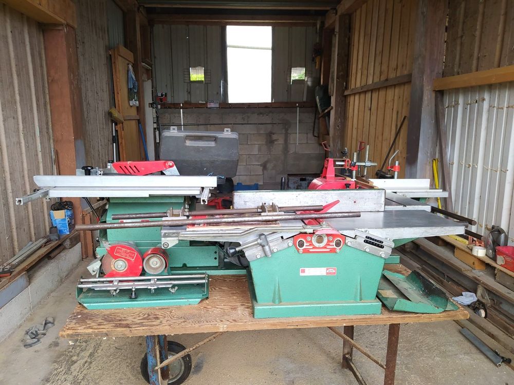 vendre ;combin&eacute; cinq en un KITY sur table Bricolage