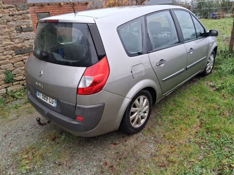 Renault Grand Sc&eacute;nic II Grand Scenic 1.9 dCi 130 Carminat 5 pl 2007 occasion Langonnet 56630