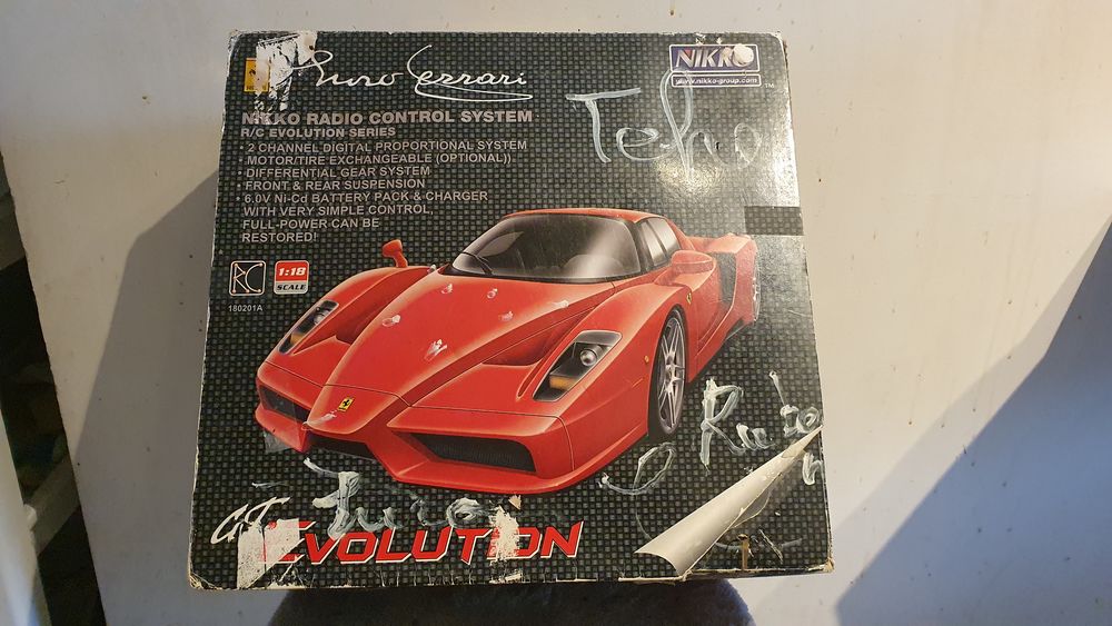 Maquette Ferrari
Jeux / jouets