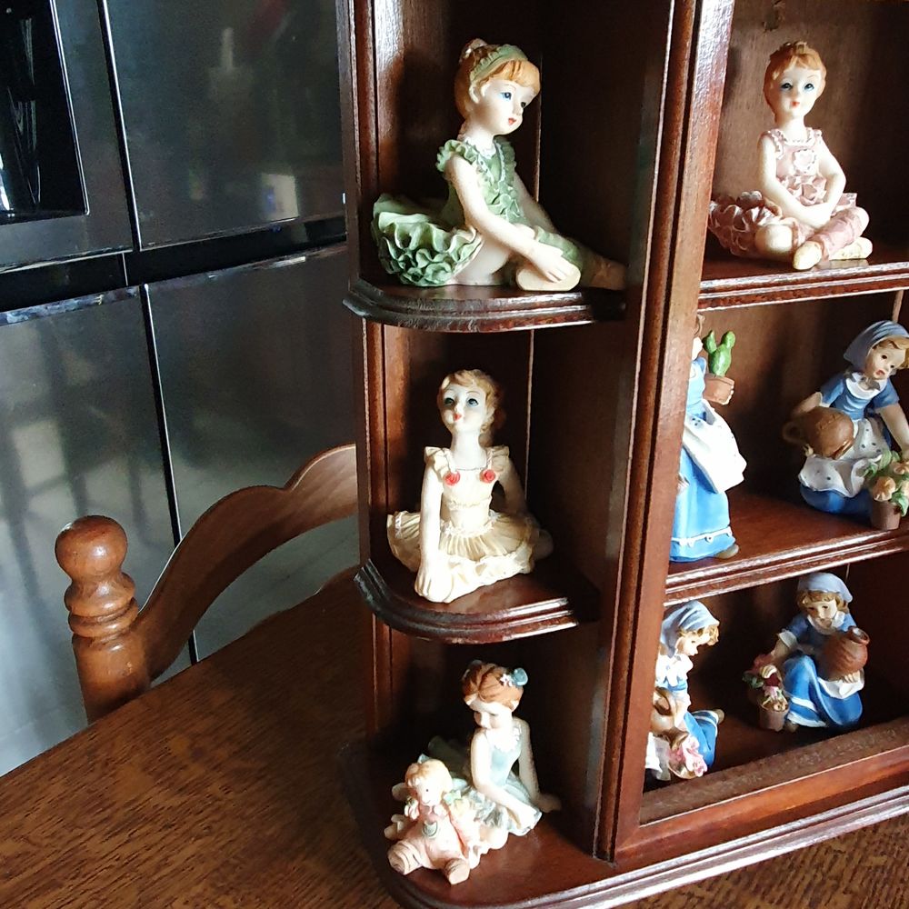 Etag&egrave;re + Figurines Décoration
