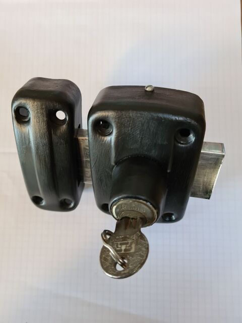 VERROU DE S�CURIT� A CL� : 20 Mo�lan-sur-Mer (29)