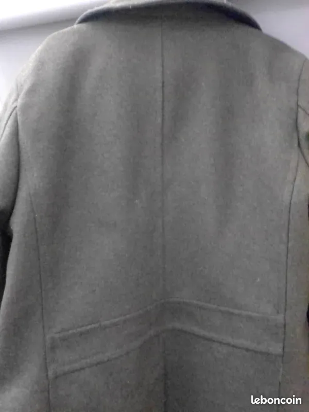 Manteau pour homme Diesel
Marque Diesel
tr&egrave;s bon &eacute;tat Vêtements