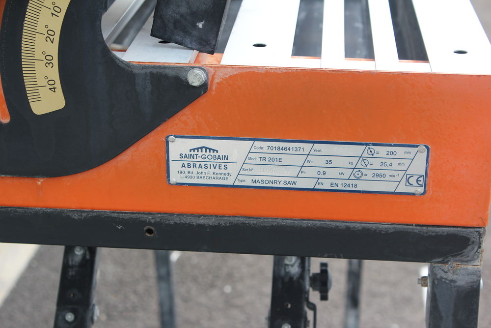 Carrelette &eacute;lectrique Clipper TR 201 E professionnelle Bricolage