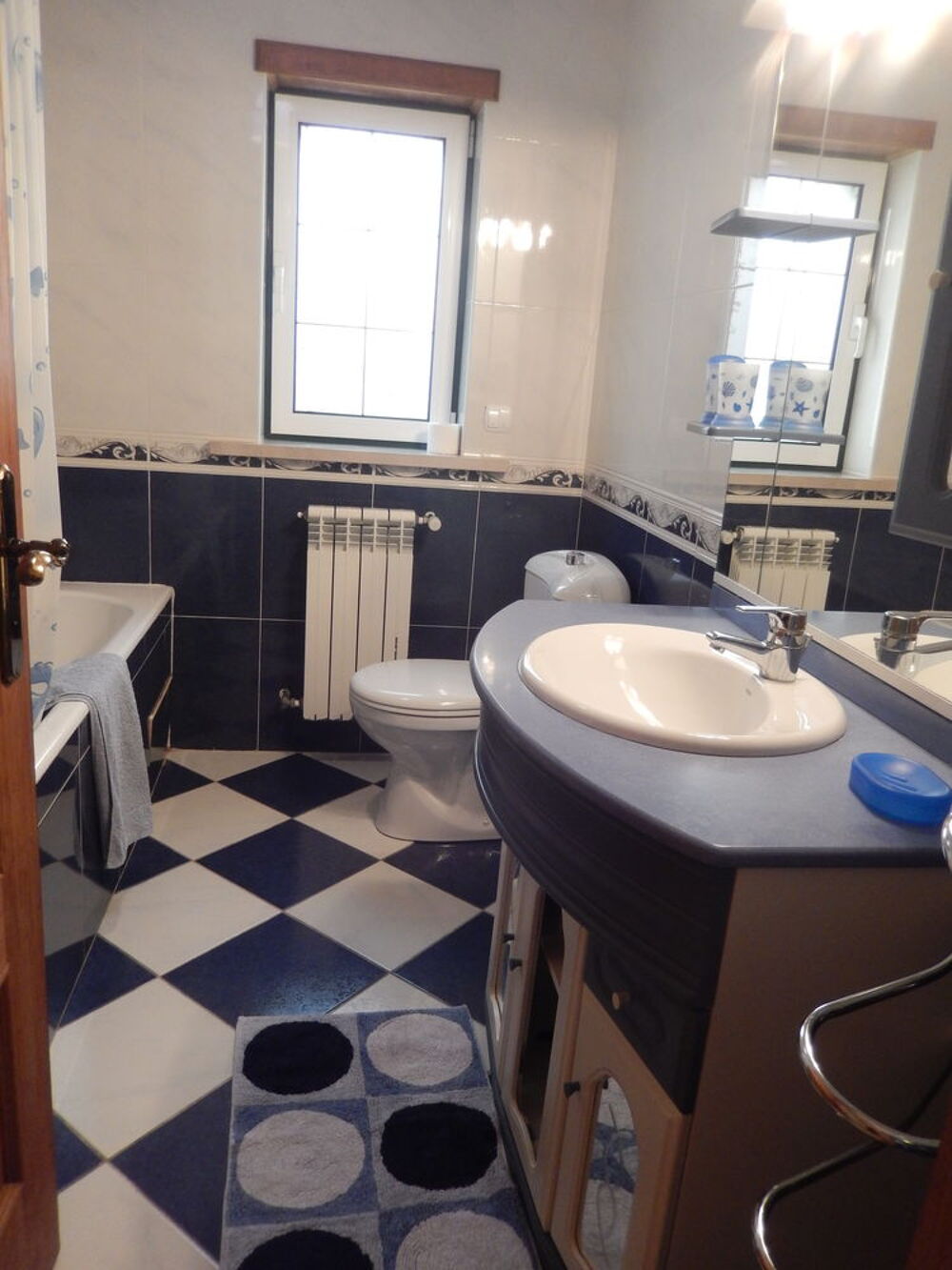    A 40 M BORD DE MER 3 PIECES 80 M2 AVEC WIFI PLAGE DE NAZARE Portugal, nazare
