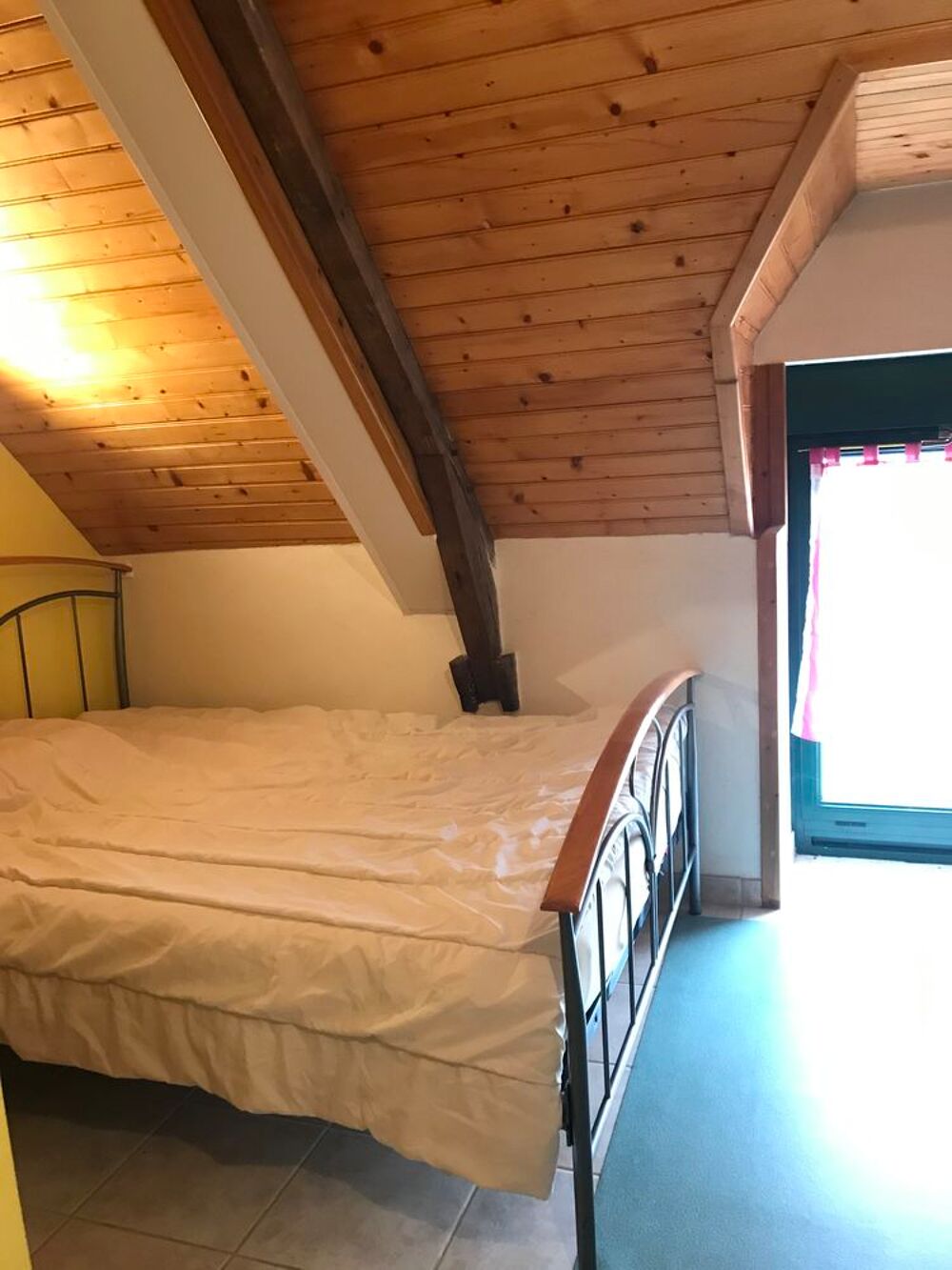 Location Appartement STUDIO MEUBLE PLANCHER CHAUFFANT Carentoir