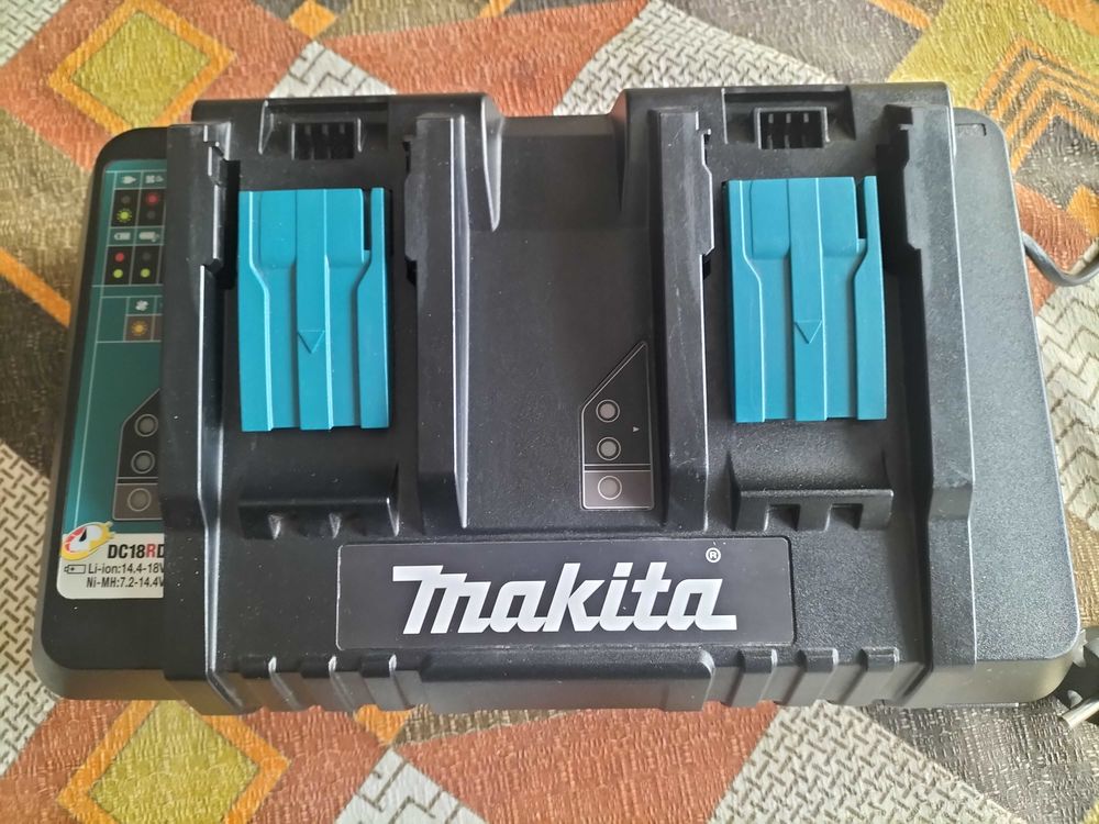 chargeur makita double Bricolage