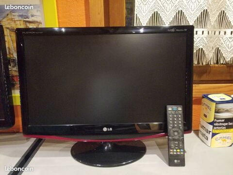 Tv ou moniteur 24 pouces de marque LG avec telecommande 20 Vourey (38)