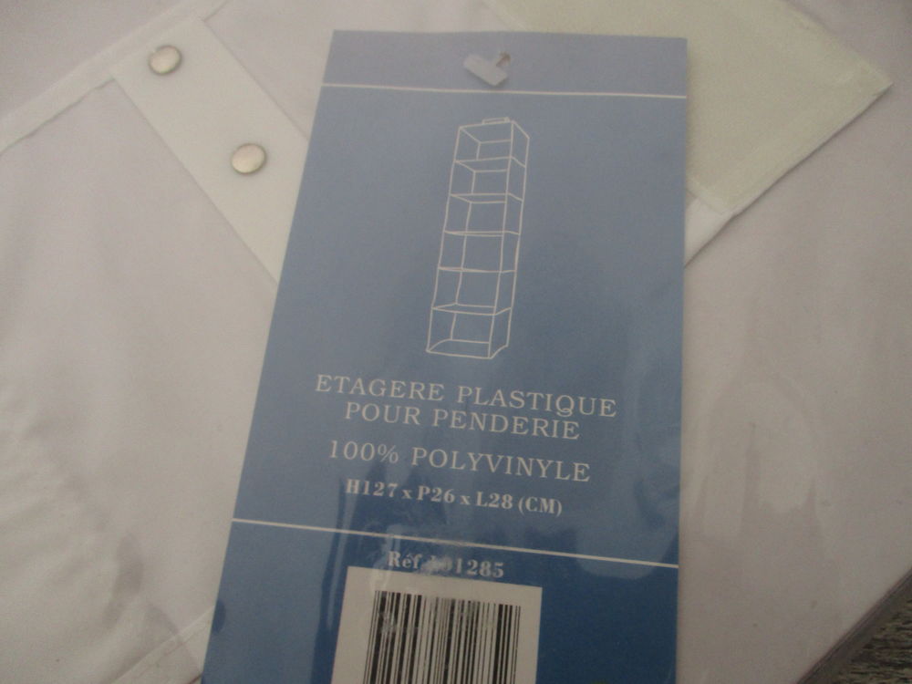 ETAGERE PLIANTE EN PLASTIQUE Meubles