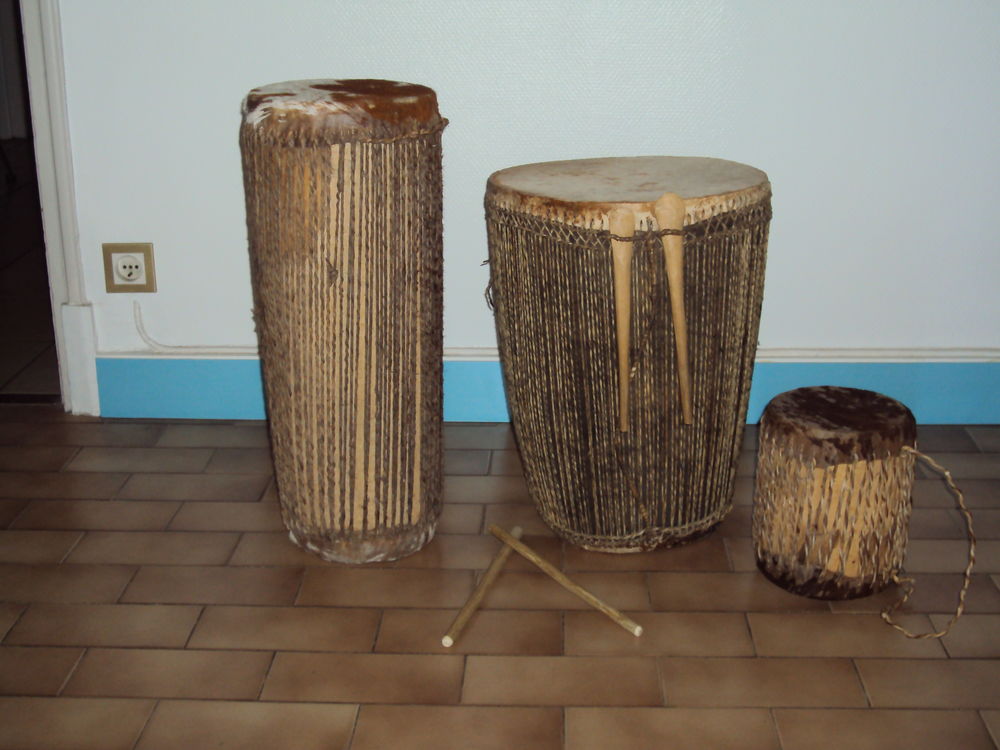 Tambour Ingoma de Guin&eacute;e Equatoriale Prix en baisse 200€ Instruments de musique