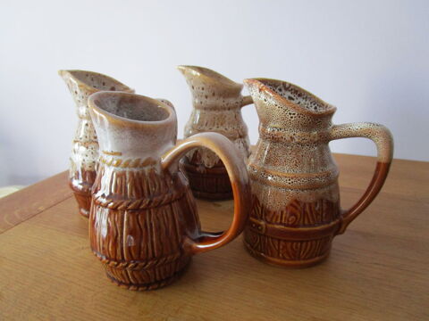 Pichet  vin ou  eau 3 Bouaye (44)