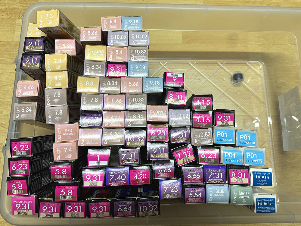 Produits coiffure divers Bijoux et montres