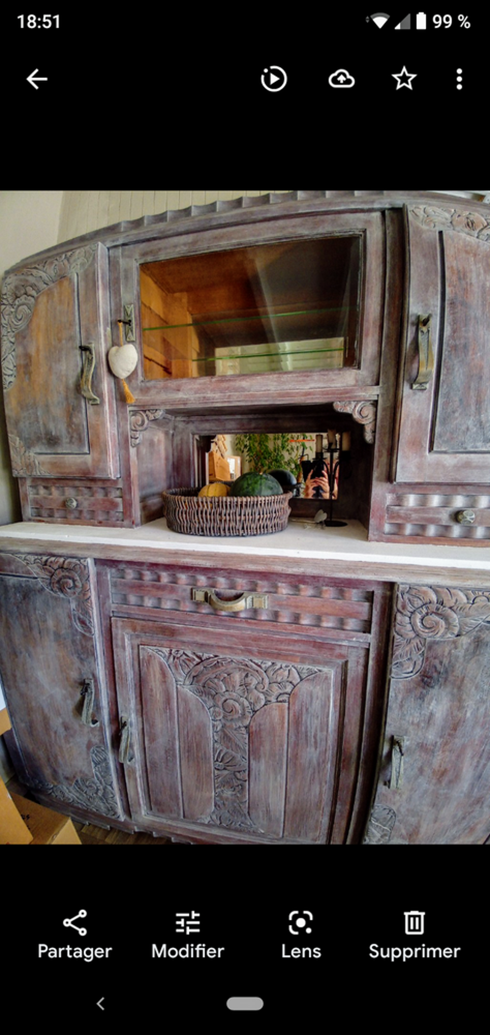 Cause d&eacute;m&eacute;nagement, Buffet 1933 Meubles